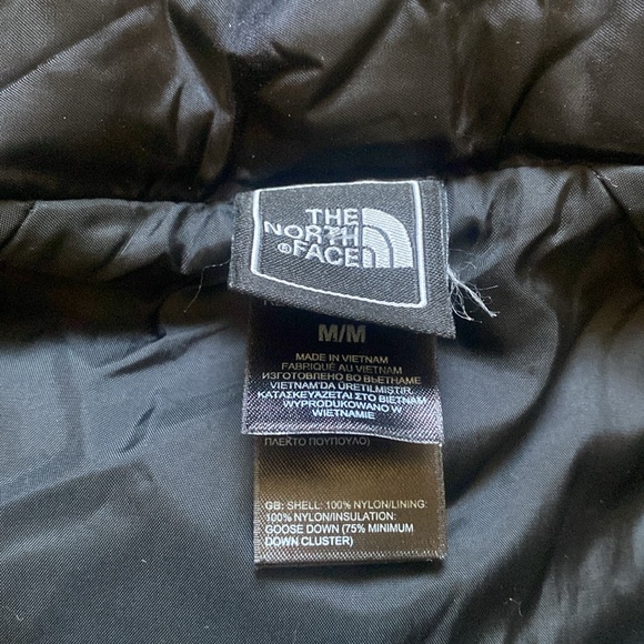 The North Face Puffer Vest - Picture 4 of 4